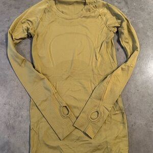 Lululemon Swiftly Tech Long-Sleeve Shirt